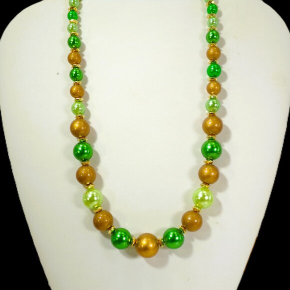 Green and gold bead necklace and earring set with round beads colorful necklace - Picture 3 of 9